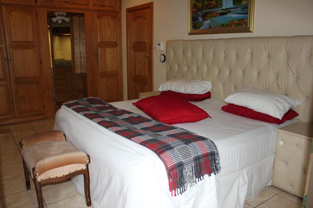 Tzaneen Guest House Bagian luar foto