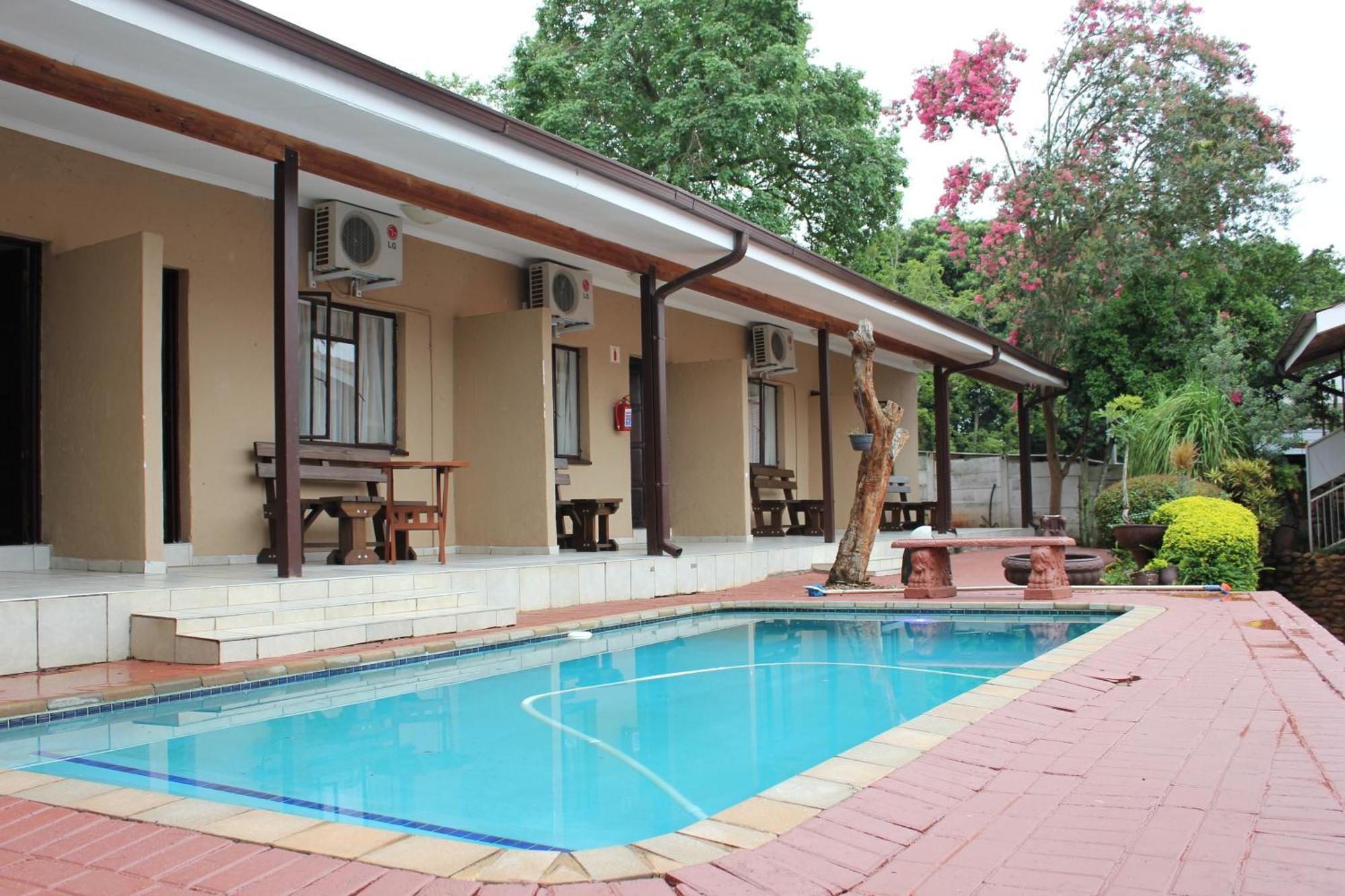 Tzaneen Guest House Bagian luar foto
