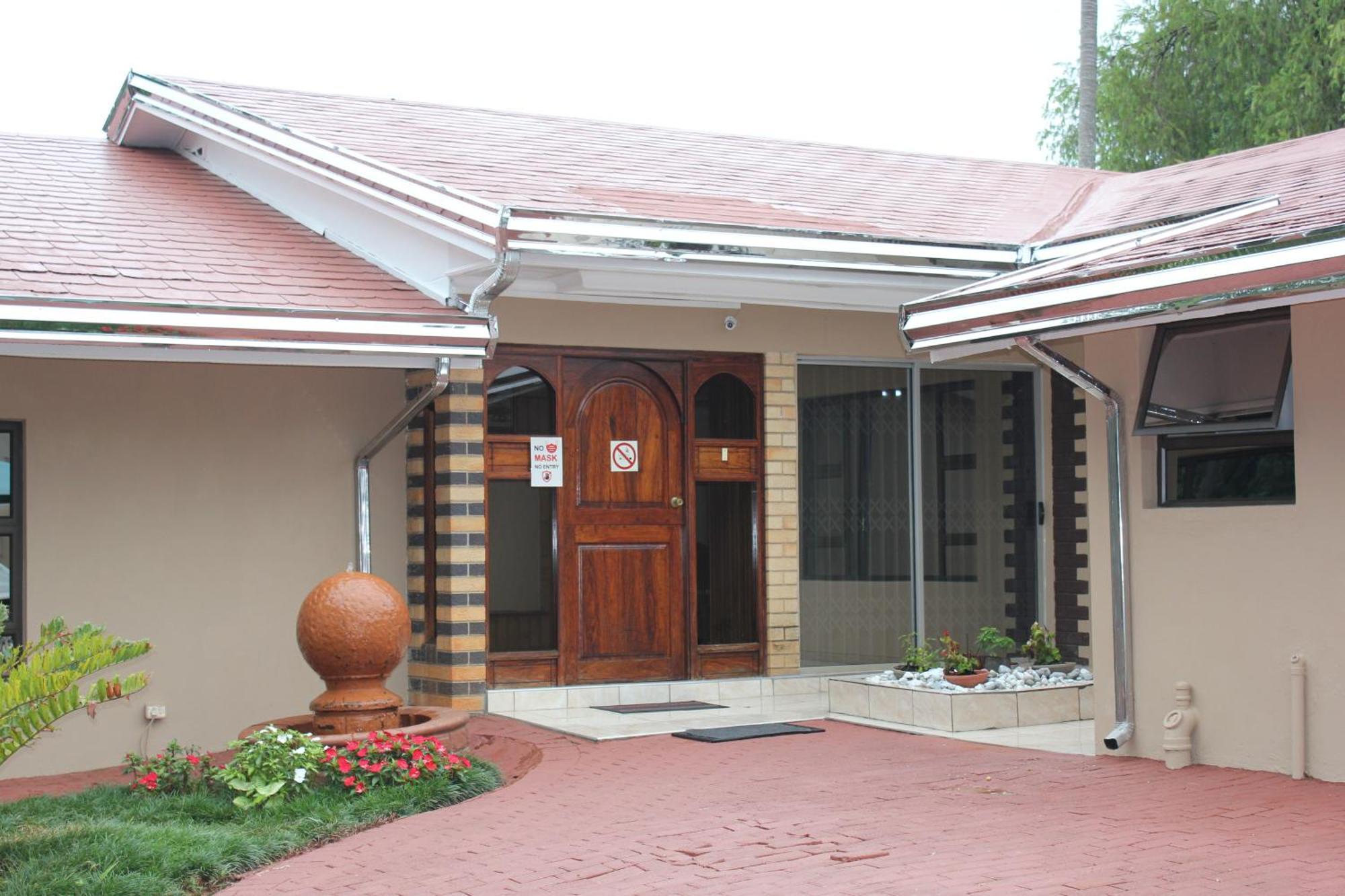 Tzaneen Guest House Bagian luar foto
