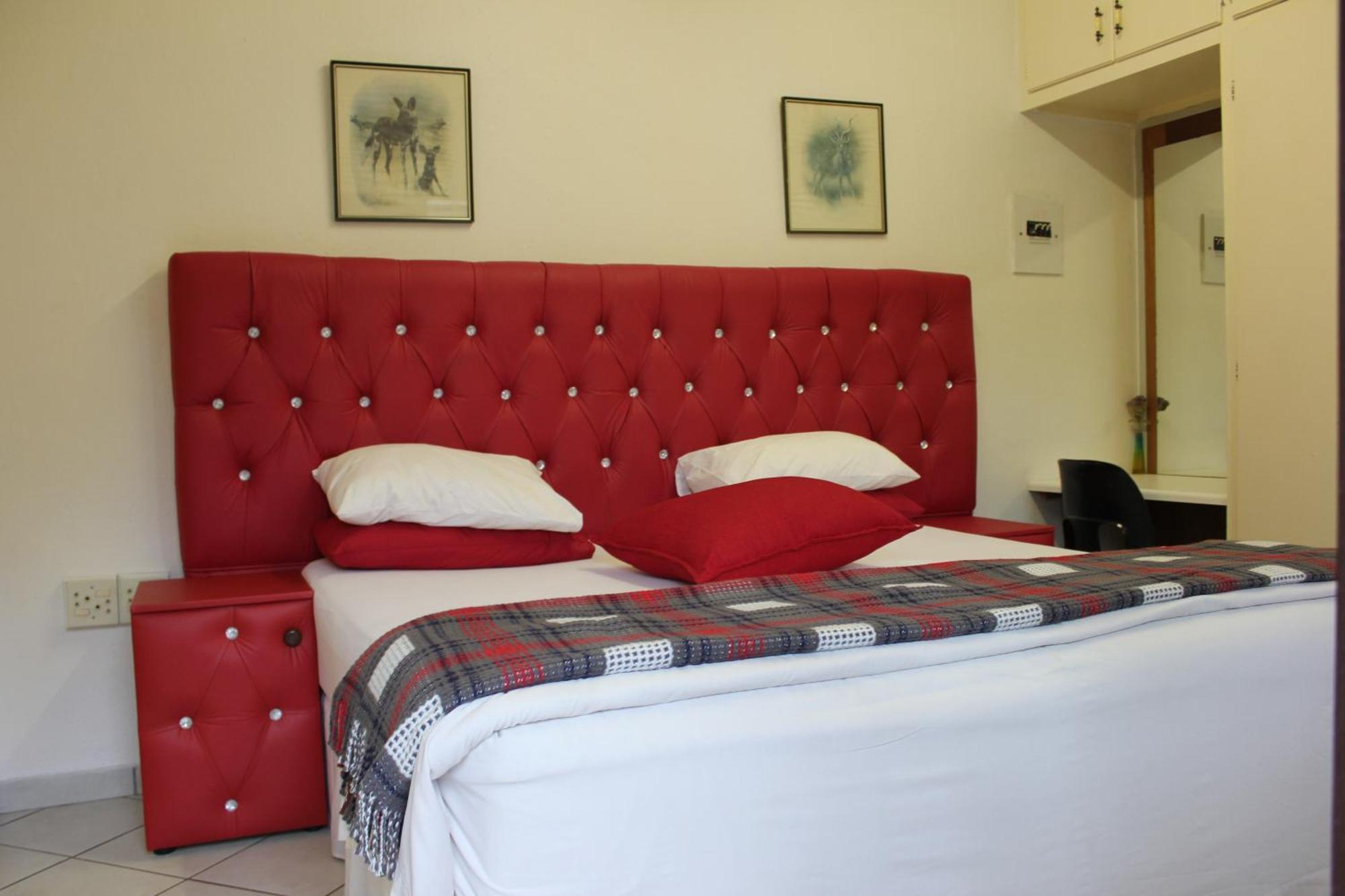Tzaneen Guest House Bagian luar foto