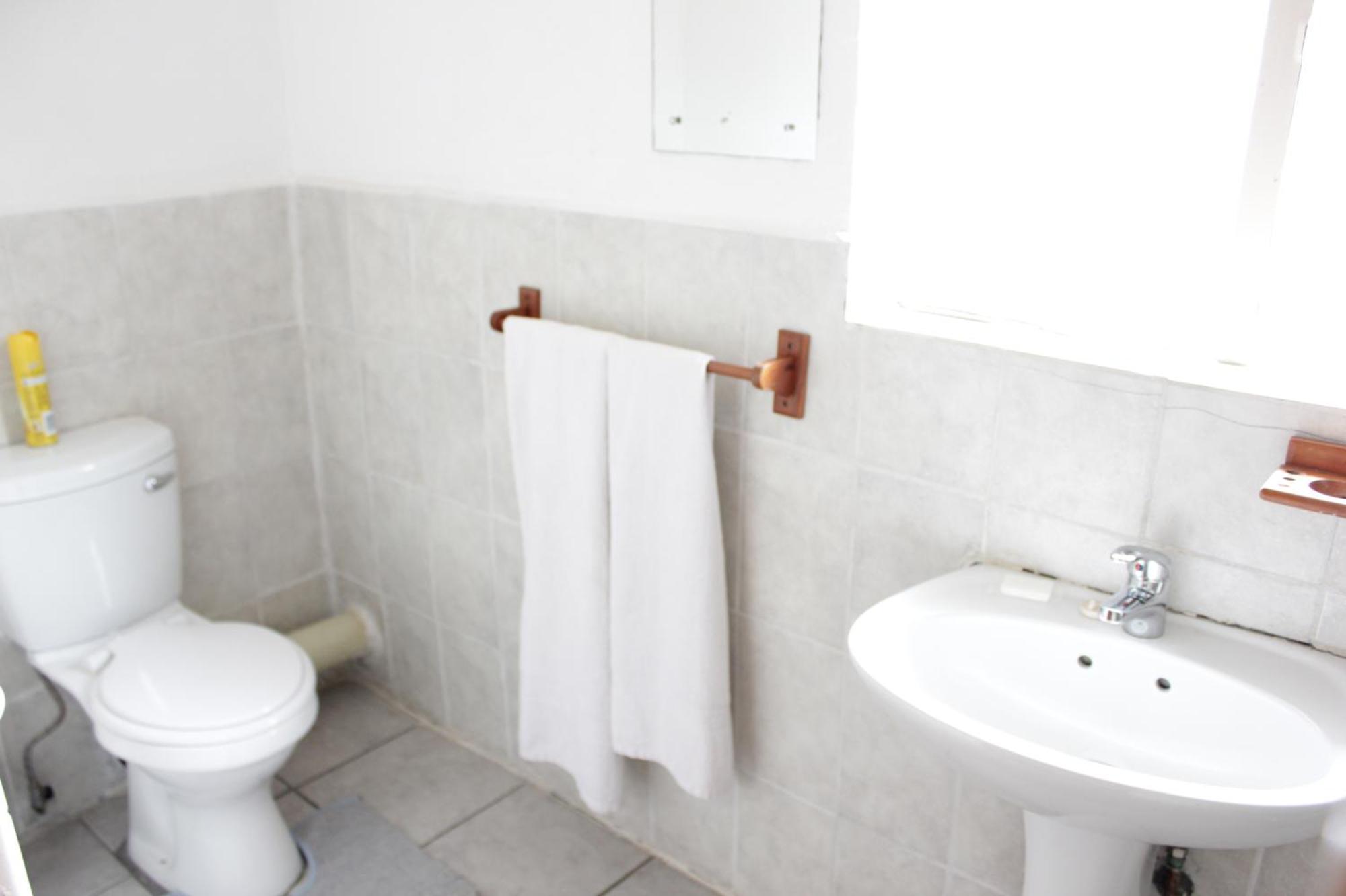 Tzaneen Guest House Bagian luar foto